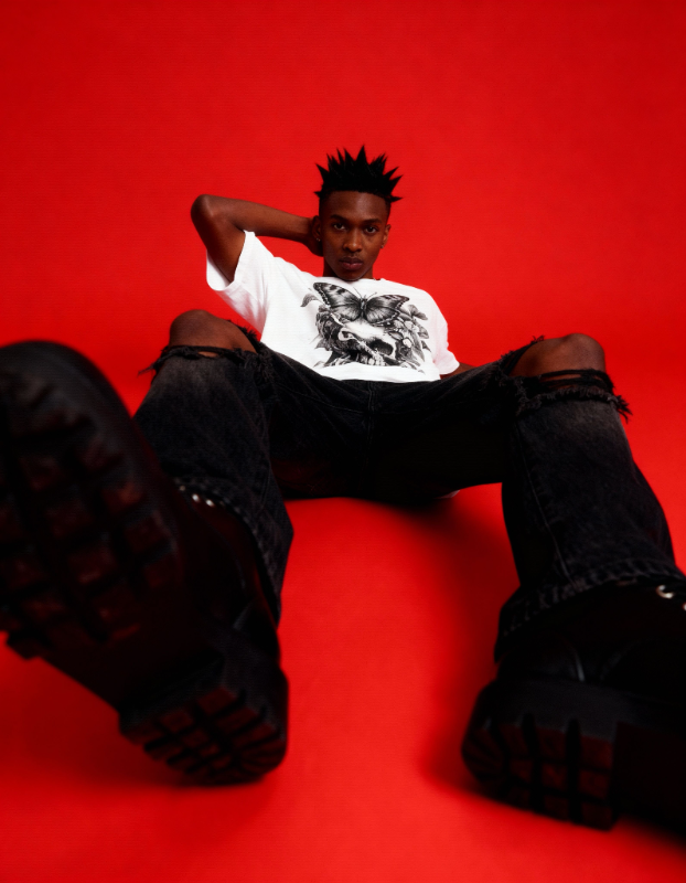 "Memento Mori, Memento Vivere" Oversized Tee, Stylish